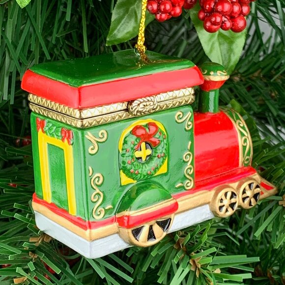 Train Engine Porcelain Hinged Surprise Gift Trinket Box Christmas Ornament - Picture 3 of 6